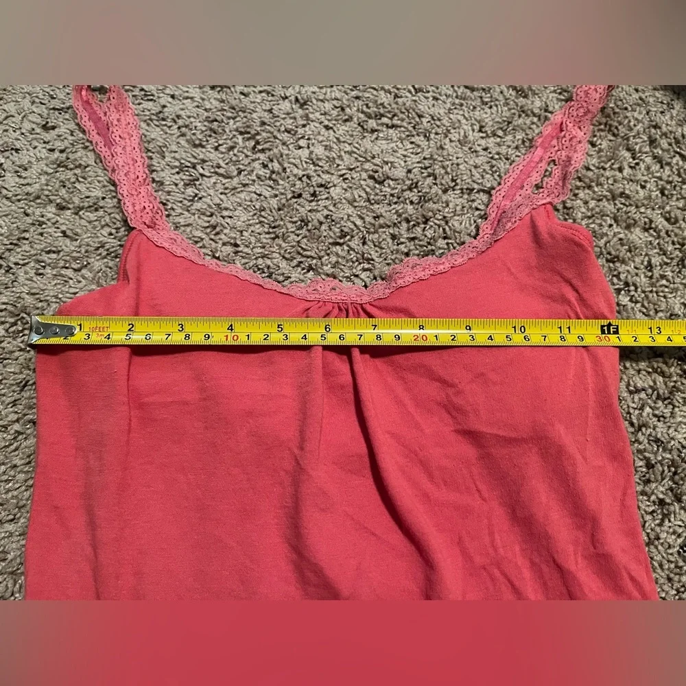 Vintage Y2K 2000’s Abercrombie and Fitch Lace Tank Size M